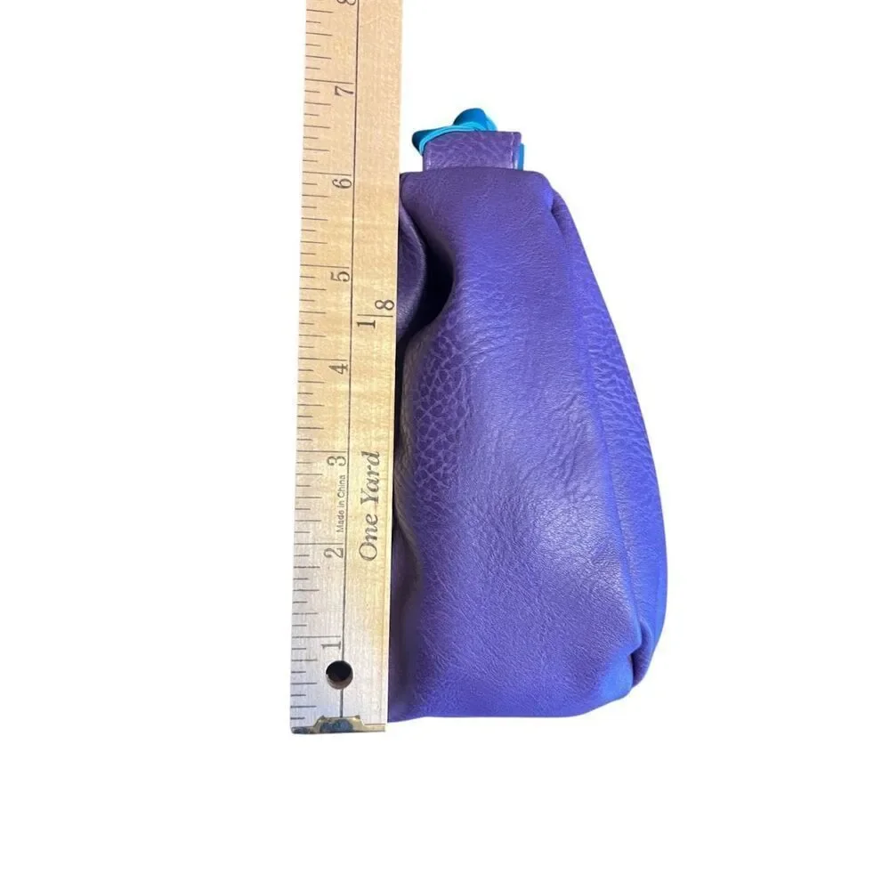IF Bookaroo Little Bean Bag Phone Rest purple phone holder reading